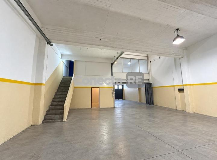 Depósito · 625m²