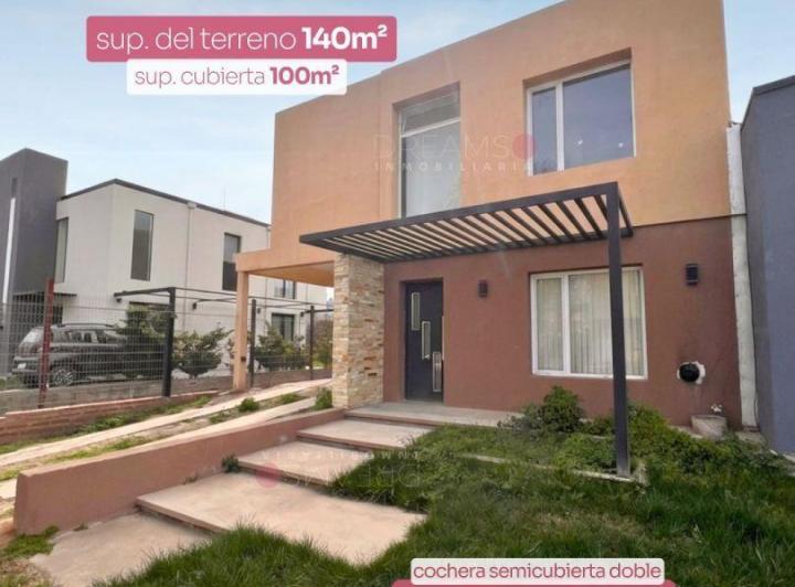 Casa · 100m² · 3 Dormitorios