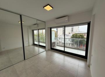 Departamento de 2 ambientes, Villa Luro · Villa Luro – Moderno 2 Ambientes con Amplio Balcón, Sum, Muy Luminoso.