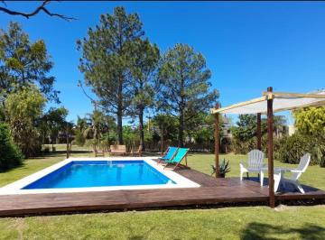 Casa de 4 ambientes, Oliveros · Casa Quinta en Barrio Privado Solares del Carcarañá Pileta Terreno 1000 m²