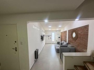 Casa de 3 ambientes, Bahía Blanca · Dúplex en Excelentes Condiciones, Listo Para Habitar.