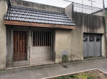 Casa de 4 ambientes, La Plata · Casa en Venta