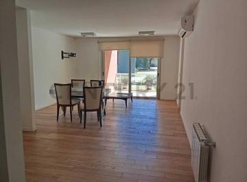 Departamento · 160m² · 4 Ambientes · 2 Cocheras · Departamento de Categoria de 160 m² y 2 Dorm en Complejo Vistalba