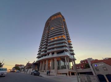 Departamento · 80m² · 2 Ambientes · 1 Cochera · Unkanny Lujoso Departamento 2 Ambientes con Cochera y Bauler