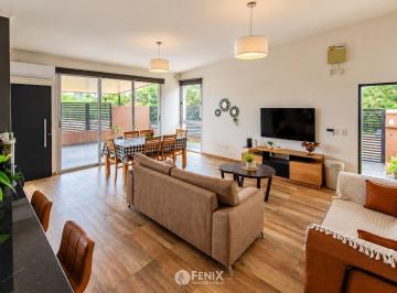 Casa · 341m² · 4 Ambientes · 1 Cochera · Casa en Venta de 3 Dorm. con Pileta - Av Alem y Jauretche (Cf1408)