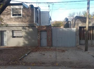 Departamento de 5 ambientes, Rosario · Propiedad con Cuatros Departamentos Alquilados Excelete Renta
