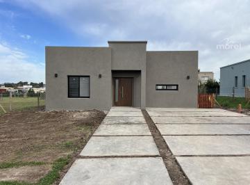Foto Principal · Casa en Venta en San Sebastián | Una Planta, Gran Lote y un Entorno Para Disfrutar Todos Los Días Sa