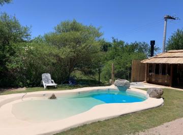 Casa · 162m² · 4 Ambientes · Casa a La Venta en Cumbres del Golf