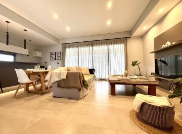 Casa · 140m² · 3 Ambientes · 2 Cocheras · Moderna Casa de Una Sola Planta con 3 Dorm. en Venta en El Barrio Cerrado Santo Tomas Pilar