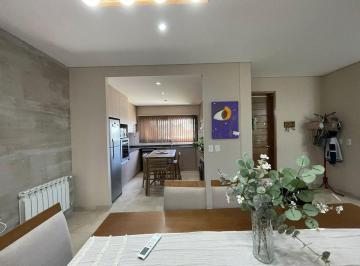 Casa · 150m² · 4 Ambientes · 2 Cocheras · Venta Casa Las Retamas Mendoza