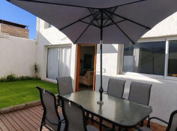 PH · 122m² · 3 Ambientes · Venta de Duplex en Quinta Sección