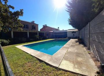 Casa · 147m² · 5 Ambientes · 1 Cochera · Venta Casa 5 Amb con Pileta, La Celia, Ezeiza