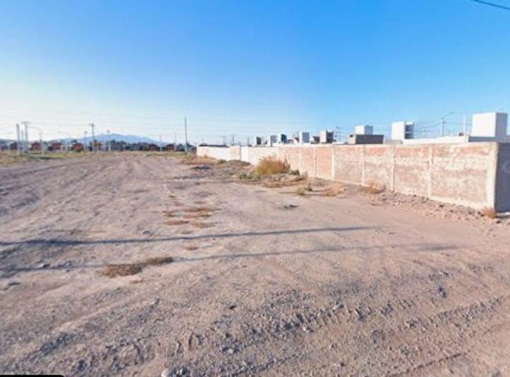 Terreno · 329m²