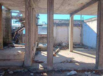 Bodega-Galpón · Galpon con Potencial Constructivo en Monte Castro