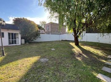 Casa · 116m² · 5 Ambientes · 2 Cocheras · Venta Casa 5 Amb 650 m² Villa Tesei Hurlingham