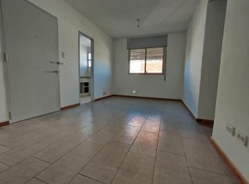 Departamento · 58m² · 4 Ambientes · Dpto Renovado Amplias Dimensiones 3 Dorm.