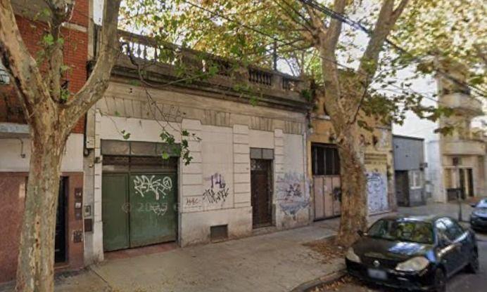 Terreno · 256m²