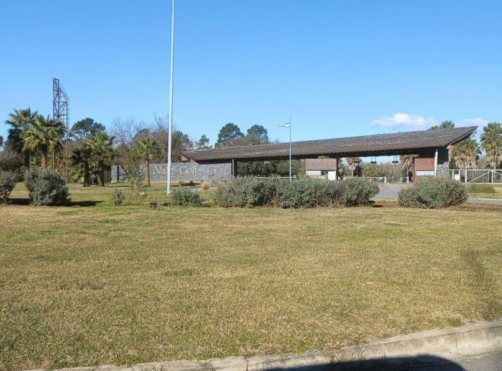 Terreno · 821m²