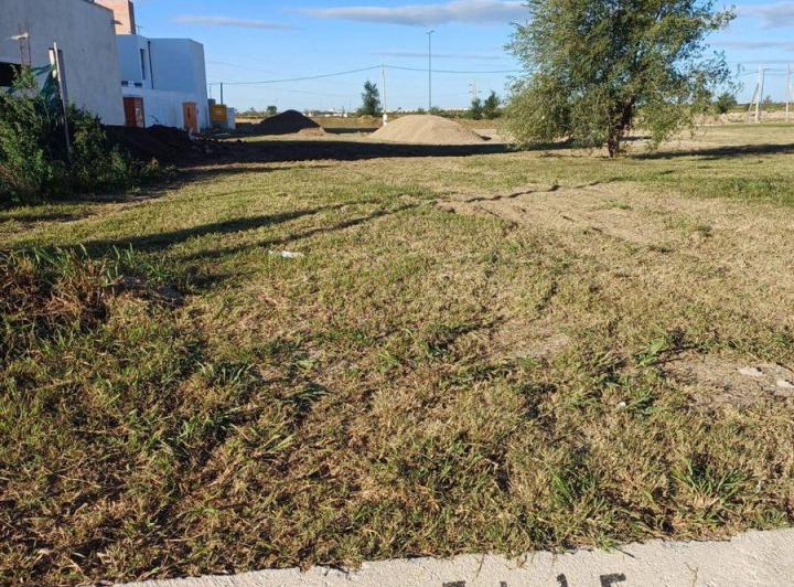 Terreno · 600m²