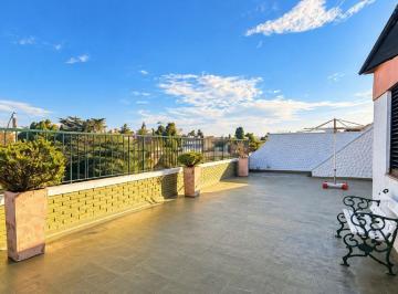 PH de 4 ambientes, Lomas de Zamora · PH en Venta C/ Cochera en Llavallol