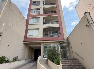 Departamento de 3 ambientes, Lanús · Alquiler Departamento 3 Ambientes C/cochera - Lanus Este