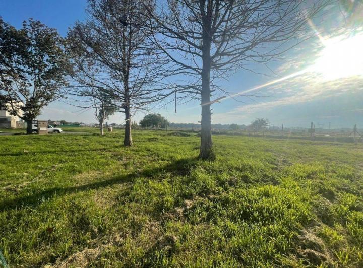 Terreno · 600m²