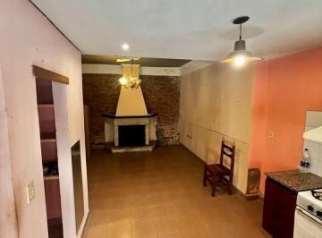 PH · 40m² · 1 Ambiente · 1 Cochera · PH en Bernardino Rivadavia