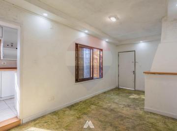 Departamento · 102m² · 5 Ambientes · 1 Cochera · Vende Maroñas Casa 3 Dorm. Patio y Cochera