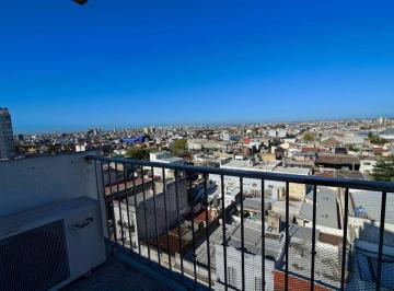 Departamento · 74m² · 3 Ambientes · Venta Depto 3 Amb Piso Alto Av Galicia Avellaneda