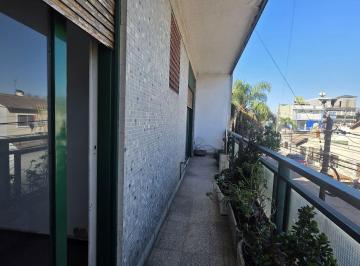 Departamento · 79m² · 4 Ambientes · Venta Departamento 4 Amb C/patio y Balcon Caseros