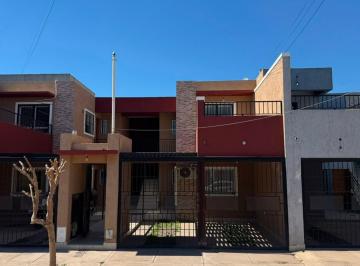 Departamento · 70m² · 3 Ambientes · 1 Cochera · Departamento en Venta Rincón Veneto