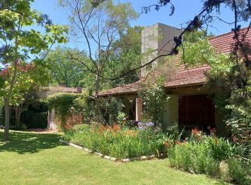 Casa · 90m² · 4 Ambientes · Casa Monteagudo Al 800 Barrio Los Ñanduces