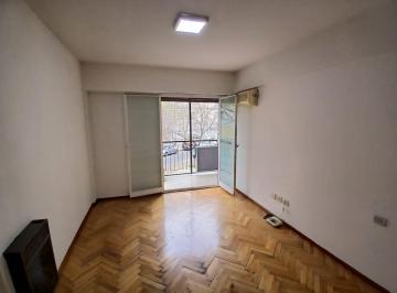 Departamento · 50m² · 3 Ambientes · Alquiler. Departamento 3 Ambientes Apto Profesional en Villa Devoto