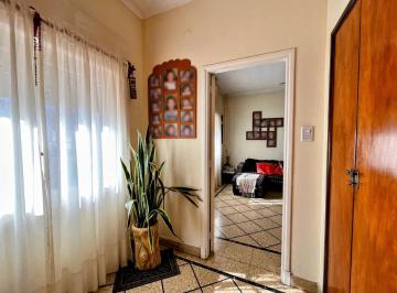 Departamento · 68m² · 3 Ambientes · PH 3 Ambientes en Planta Alta // Temperley Este