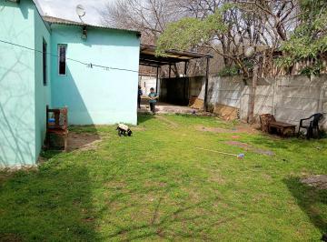 Casa de 4 ambientes, Almirante Brown · Casa en Venta en Adrogué