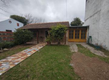 Casa · 98m² · 3 Ambientes · 4 Cocheras · Venta Casa Jose C. Paz