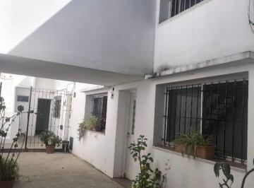 Casa · 73m² · 3 Ambientes · Venta 2 Departamentos Tipo Loft 2 Amb c/u con Terraza –lote Unico - Caballito