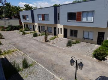 Departamento · 110m² · 3 Ambientes · 1 Cochera · Alquiler Duplex 3 Amb. 2 Habit. 2 Baños, Patio C/parrilla, Cochera, Complejo Cerrado