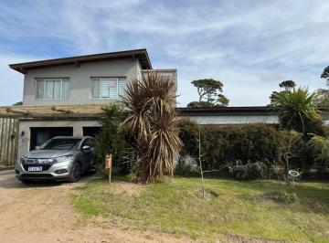 FLM-FLM-584_2 · Casa 4 Dorm.. | Fernando Magallanes Al 200