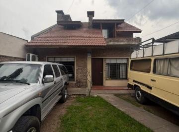 Casa de 4 ambientes, Merlo · Casa en Venta C/ Cochera en Libertad