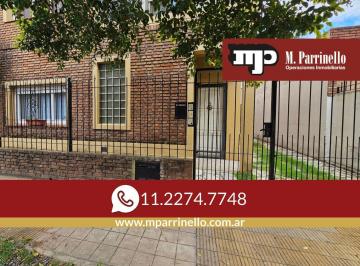 PH · 69m² · 3 Ambientes · PH 3 Ambientes con Patio, Espacioso y Luminoso - en Venta