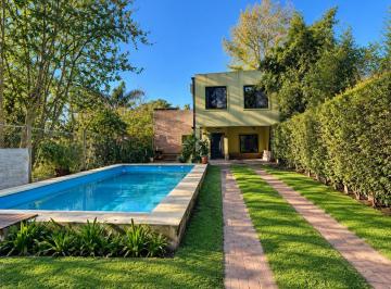 Casa · 100m² · 5 Ambientes · 1 Cochera · Casa en Hosteria Sur Lujan