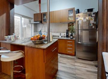 PH · 93m² · 3 Ambientes · Departamento PH en Venta de 3 Ambientes en Florida con Lavadero y Balcón