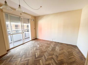 Departamento · 57m² · 4 Ambientes · Venta Departamento 2 Dorm. Más Comodín - Jujuy y Bv. Oroño