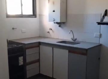 Departamento · 40m² · 2 Ambientes · A 2 Cuadras de Plaza Colón - Dto 1 Dorm - con Balcón