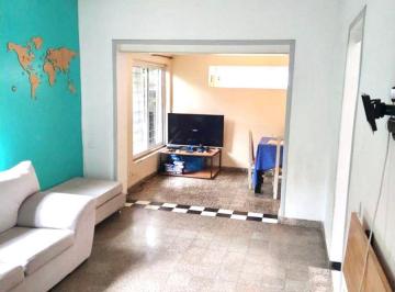 Casa de 4 ambientes, San Isidro · Casa con Jardin, Tres Dormit Mas Salon, Parrila, Quincho