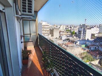 Departamento de 4 ambientes, Flores · Venta Depto 4 Amb C/ Dependencia y Cochera Cub Al Contrafrente (Vista Abierta) en Flores.