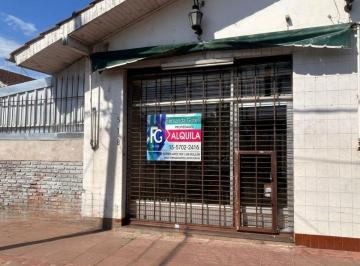 Local comercial , Esteban Echeverría · Alquiler Luis Guillón Local a La Calle con Baño! a 1/2 Cuadra de Av Boulevard, Muy Buena Ubicación!
