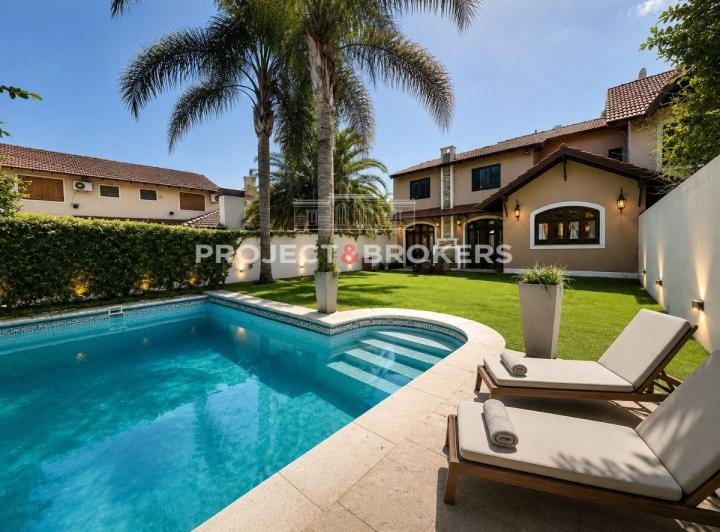 Casa · 189m² · 4 Ambientes · 2 Cocheras