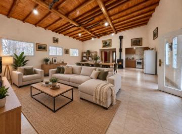 Casa de 3 ambientes, San Rafael · 15 Hectáreas en Cuadro Bombal a 500 m del Laberinto de Borges | 2 Casas + Galpón | Usd 150.000